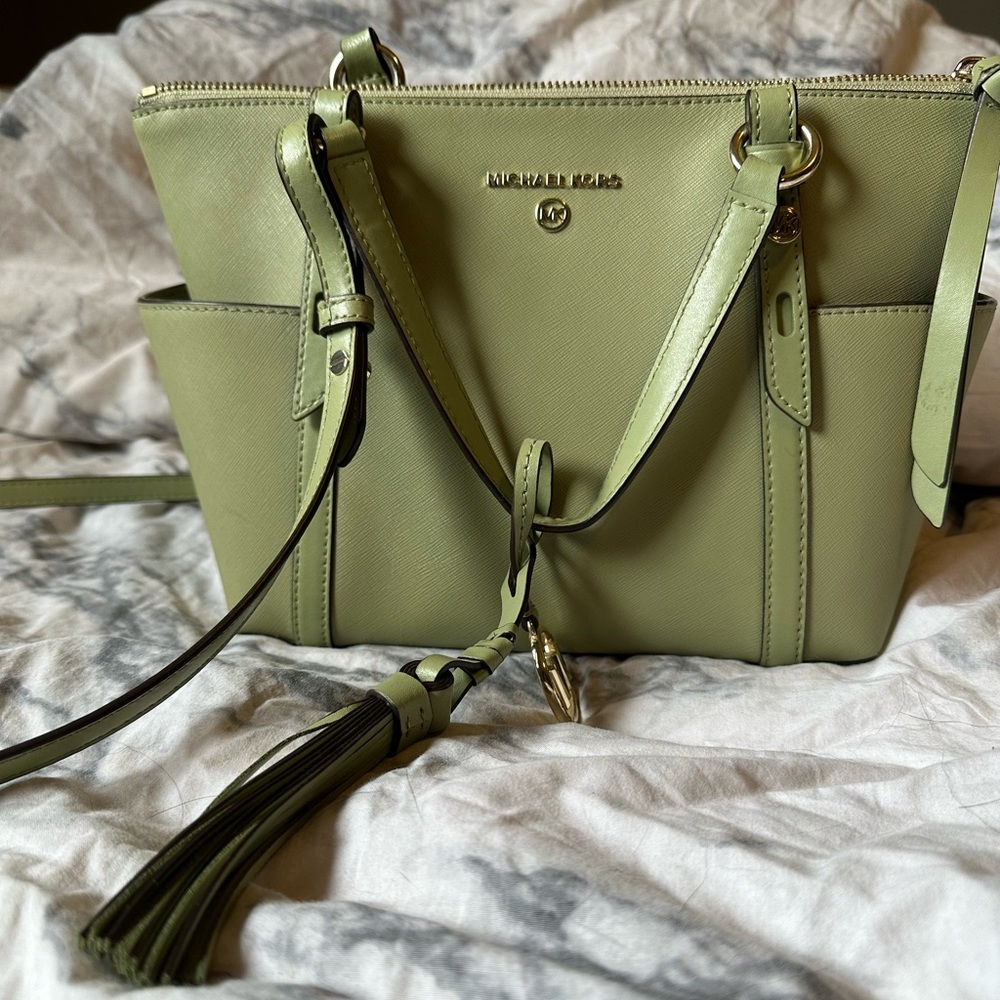 Michael Kors Nomad